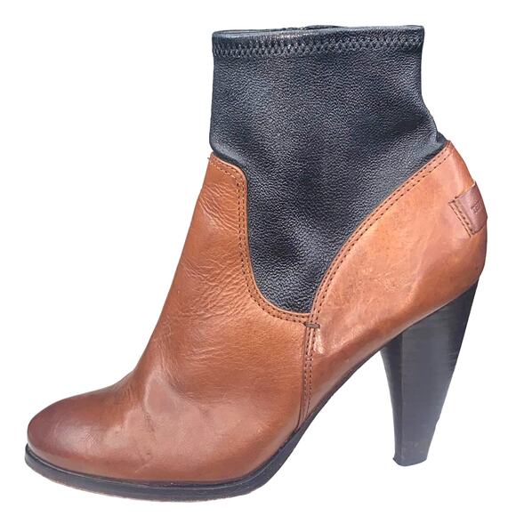Frye Mikaela Women's Stretch Two Tone Black Brown Ankle Boots Size US 7 - Picture 5 of 13